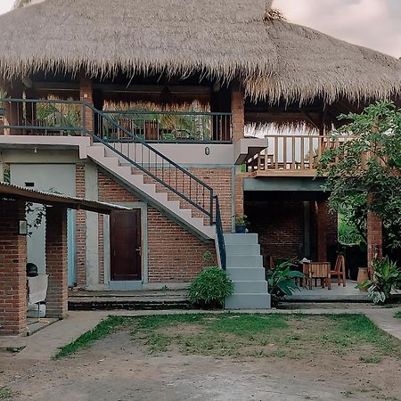 Novia Guest House Lombok-Тетебату Екстер'єр фото