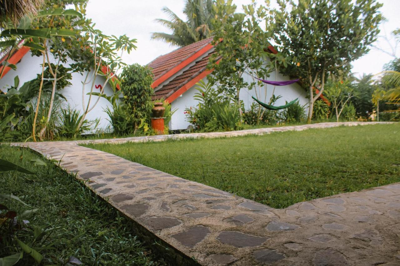 Novia Guest House Lombok-Тетебату Екстер'єр фото