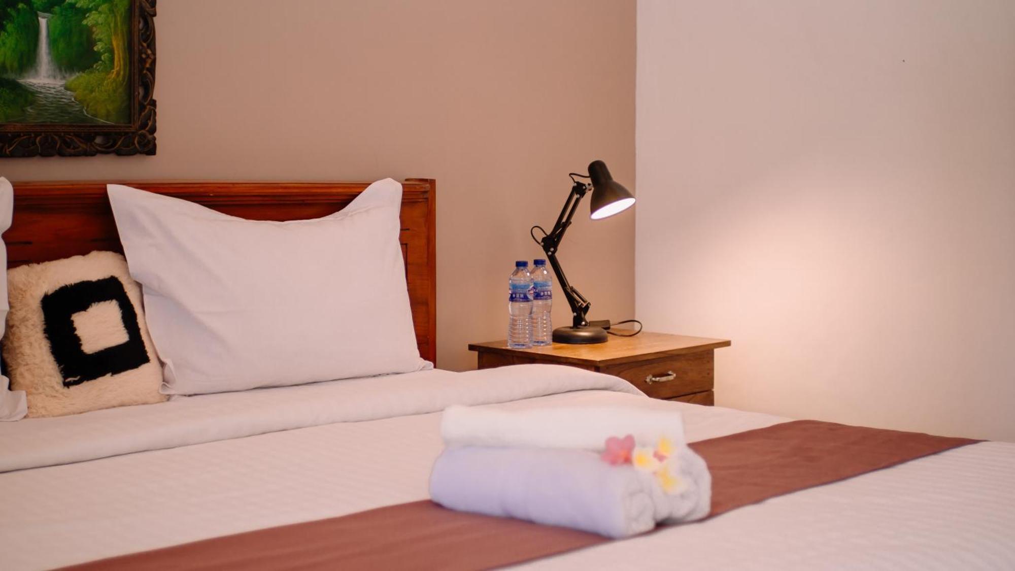 Novia Guest House Lombok-Тетебату Екстер'єр фото